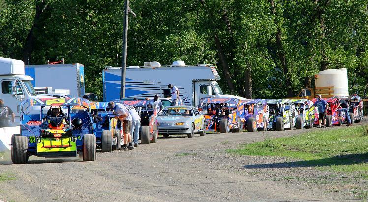 The Roar of the Engines Returns to Fonda Speedway; Racing Resumes This Weekend