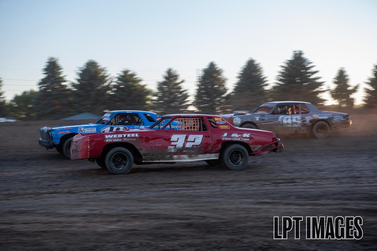ENGELHARDT DENIES HOENER OF FIRST FEATURE VICTORY
