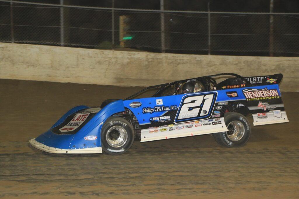Moyer Jr. Capitalizes On Troutman’s Flat Tire To Win At Moberly