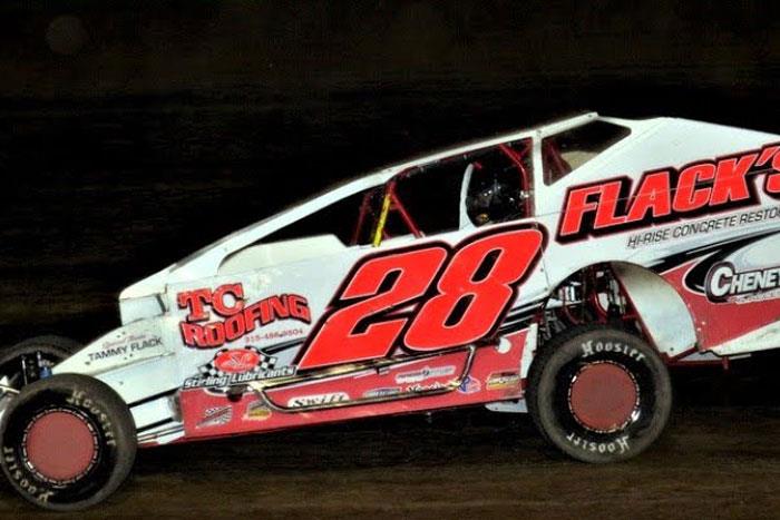Jordan McCreadie Wins His first Of The Year At Can-Am Friday Night