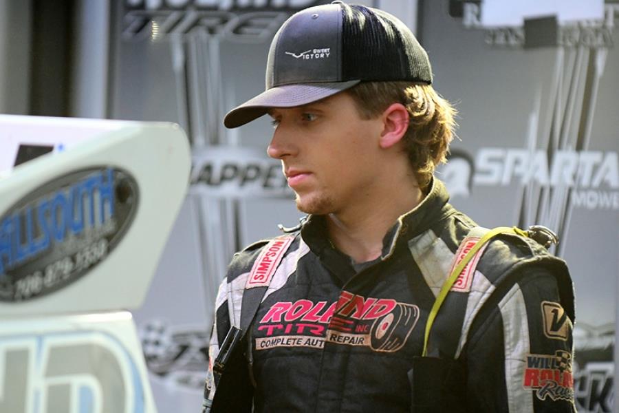 Roland opens 2021 season with World of Outlaws at Smoky Mtn