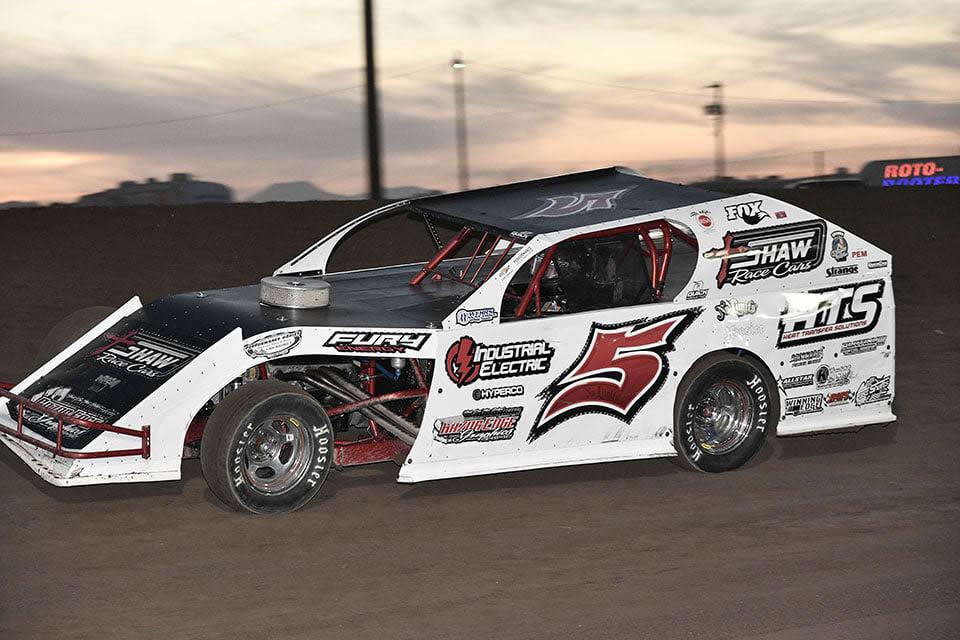 Taylor attends Super Nationals at Boone Speedway