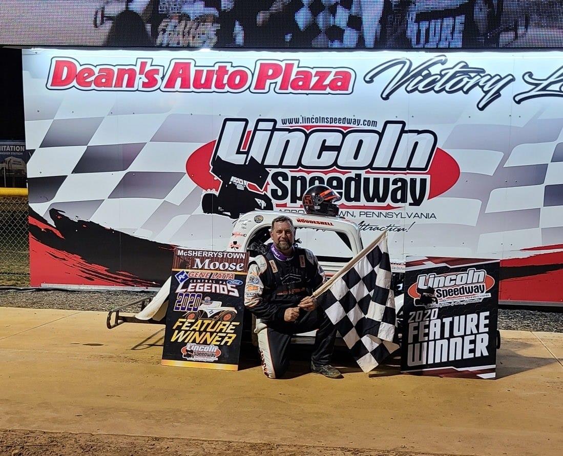 Houdeshell Wins Race of Champions; Bard Charges to 305 Victory