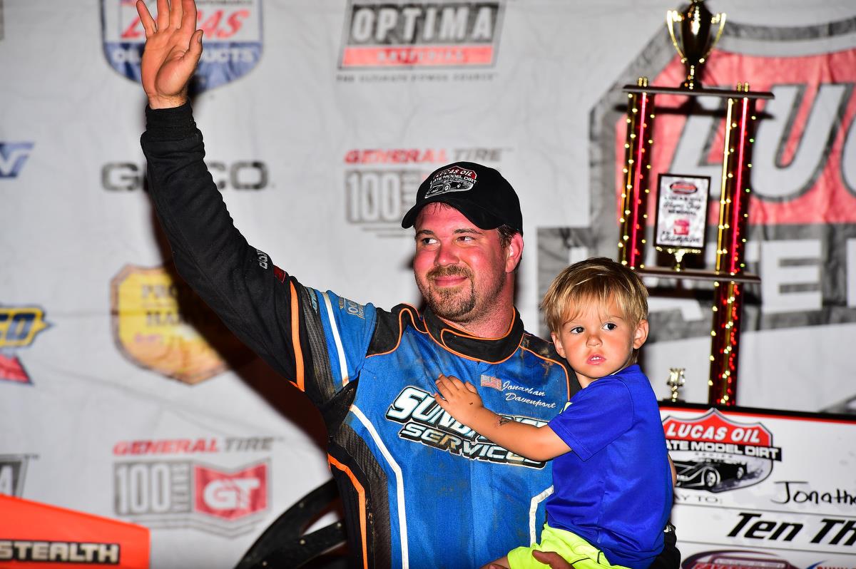 Davenport Wins Wayne Gray Memorial at Fayetteville