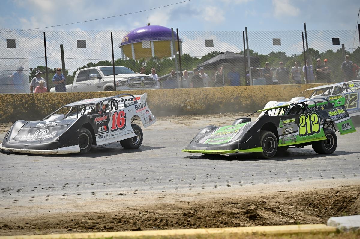 Hunt the Front Super Dirt Series Places Seawright and Putnam on Probation Following Incidents at Duck River and Senoia