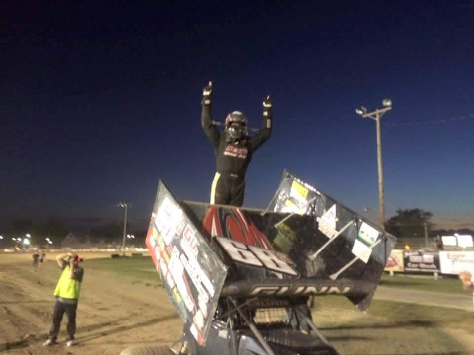 Gunn wins 1st 410 feature at Fremont on mom's birthday!