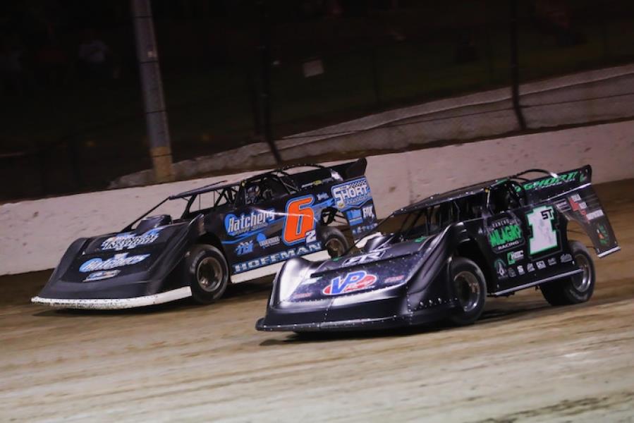 Stormy breaks while leading Dirt Late Model Dream prelim at Eldora