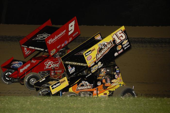 Saldana Wins at 34 Raceway to Earn 12th Win of '09