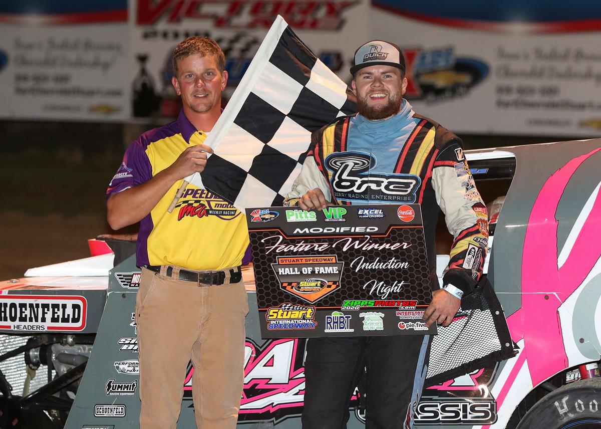 Berry Continues Hot Streak at SIS