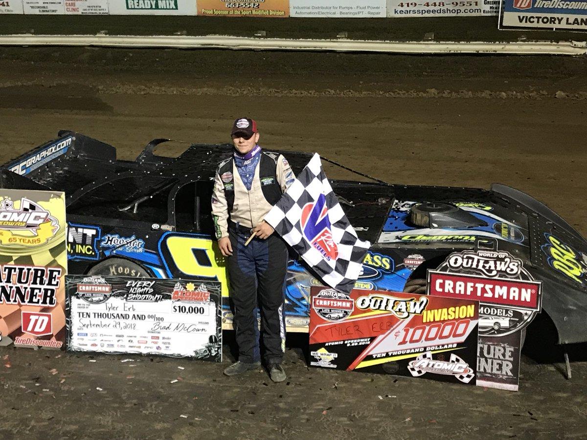Erb goes back to back at Atomic