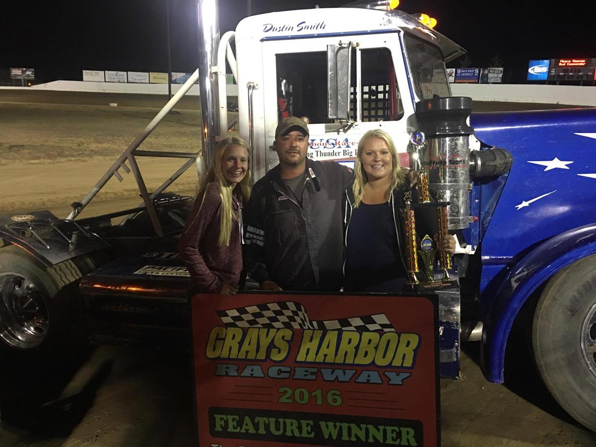 Smith, Tole and Sweatman Win with Huge Crowd!