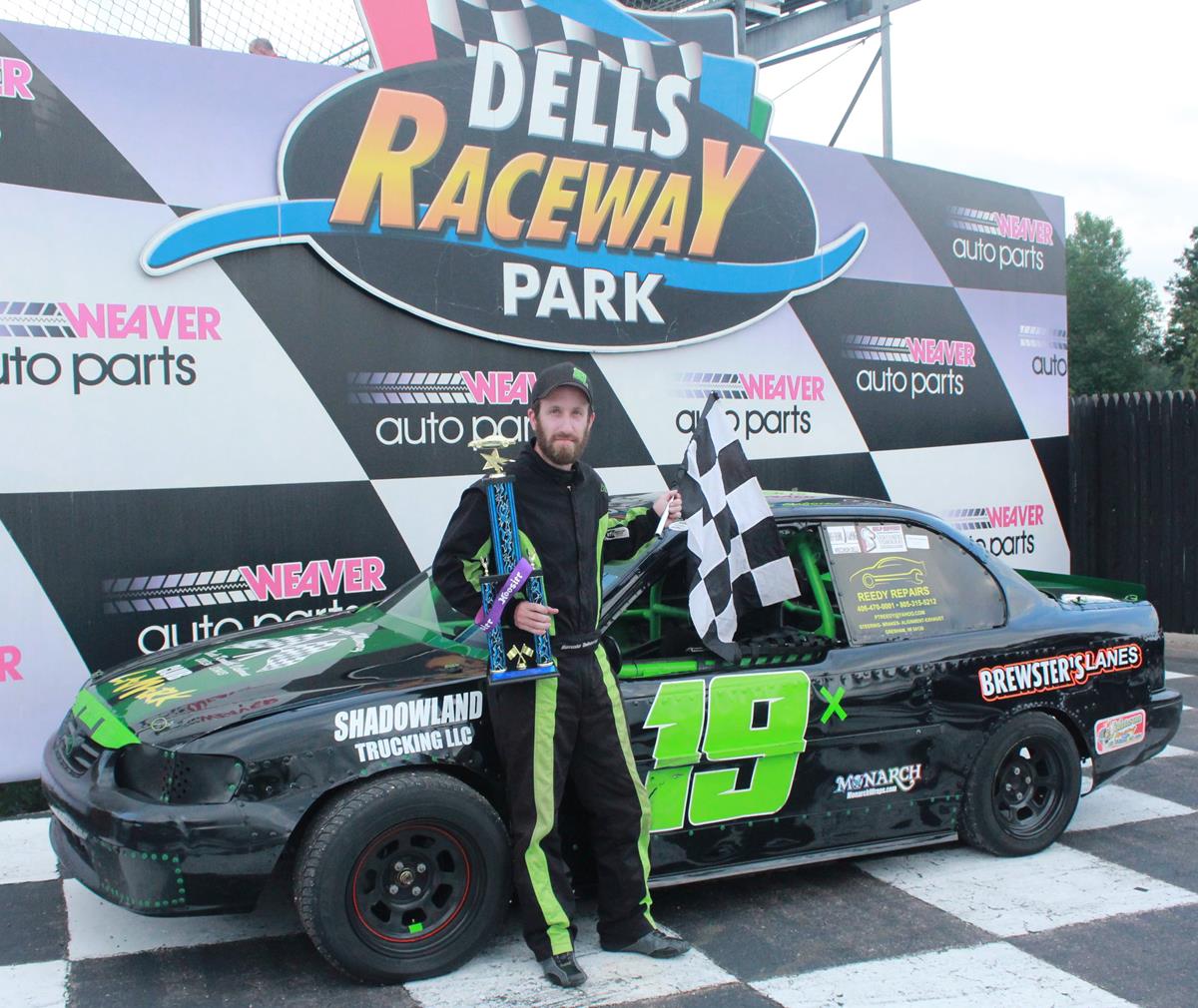 Osborne Captures Dells Bandits on Weaver Night