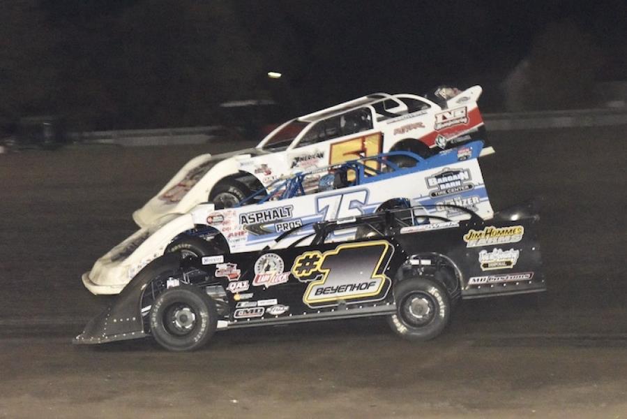 Flat tire ruins Nothdurft's run at Rapid Speedway