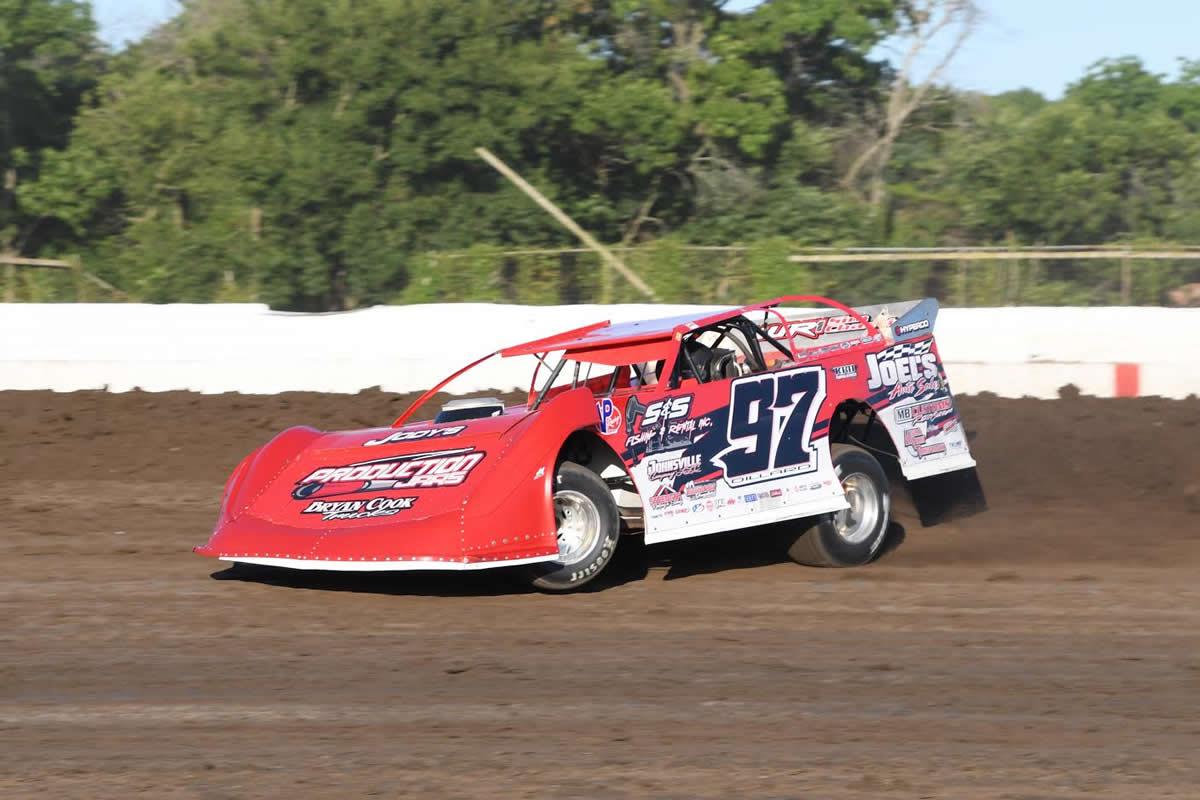 Mother Nature postpones Hoosier Dirt Shootout finale