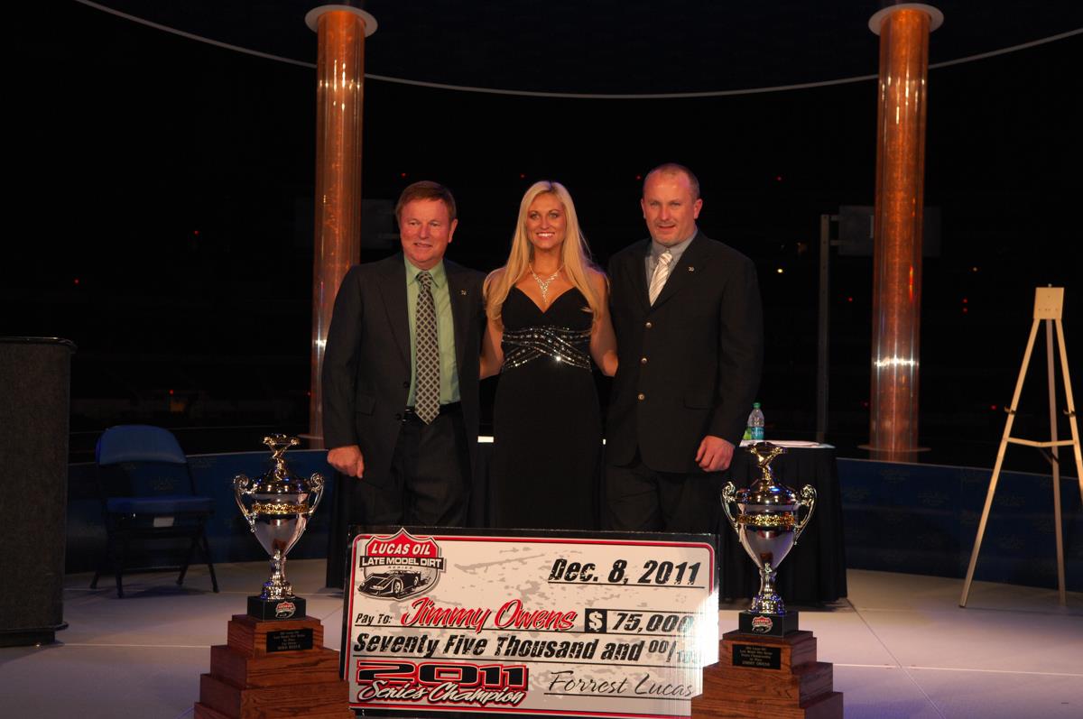 Jimmy Owens Captures 2011 Lucas Oil Late Model Dirt Series Championship; Jared Landers Takes Quarter Master Rookie of the Year Honors
