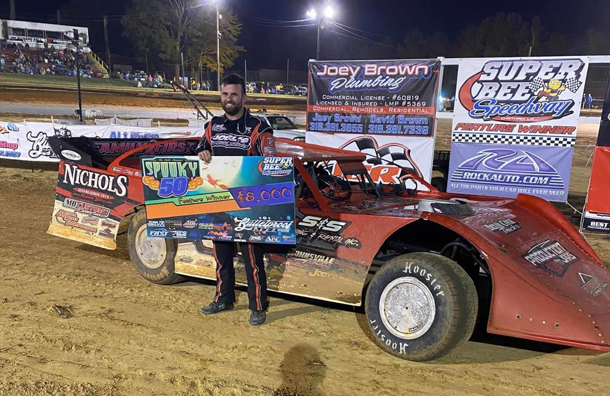 Dillard defends Spooky 50 triumph, weekend sweeps nets