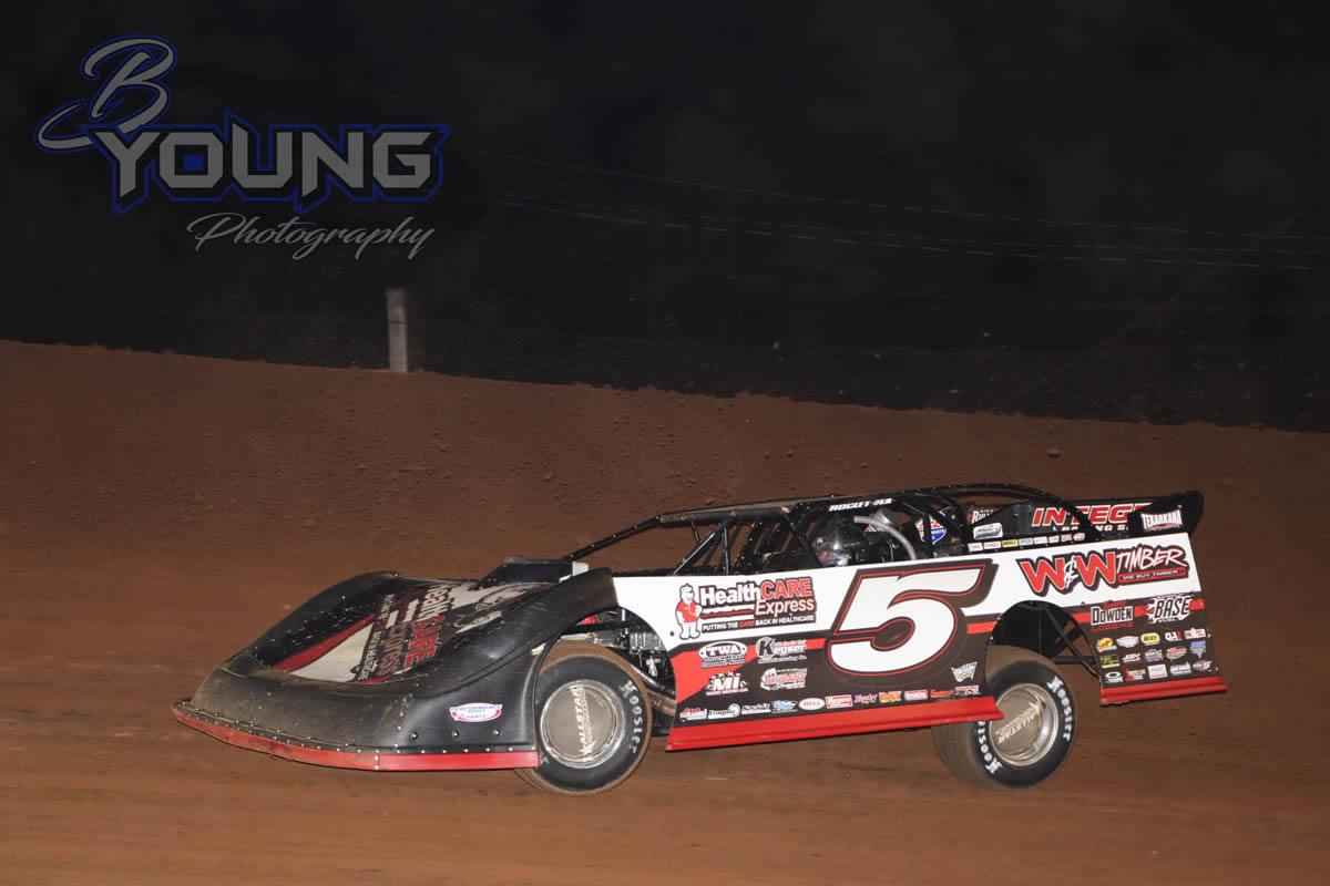 Mitchell attends CCSDS doubleheader at Batesville Motor Speedway
