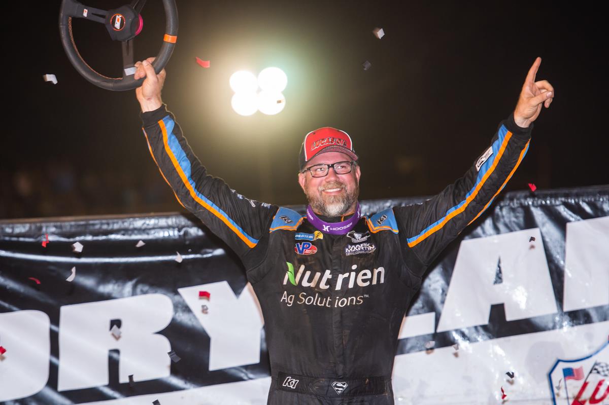 Davenport Dominate to Win Second Career Hillbilly Hundred