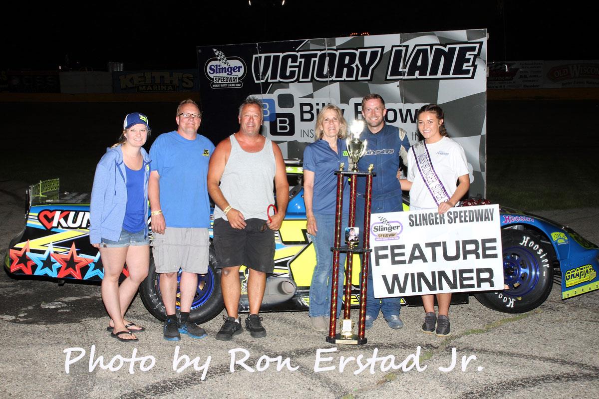Stern tops Late Model Feature at Slinger