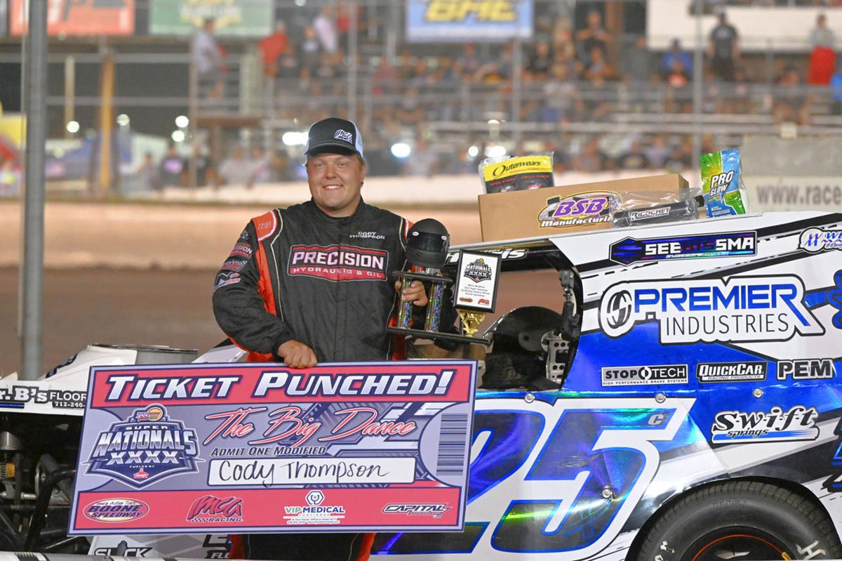 Thompson, Thornton top NAPA Pole Night Modified qualifiers at Super Nationals