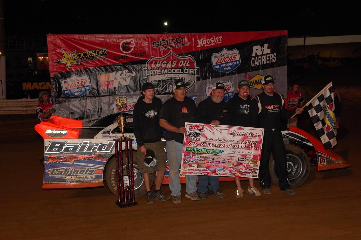 Davenport Wins Classic Battle at Winchester in the Gunter’s Honey 50