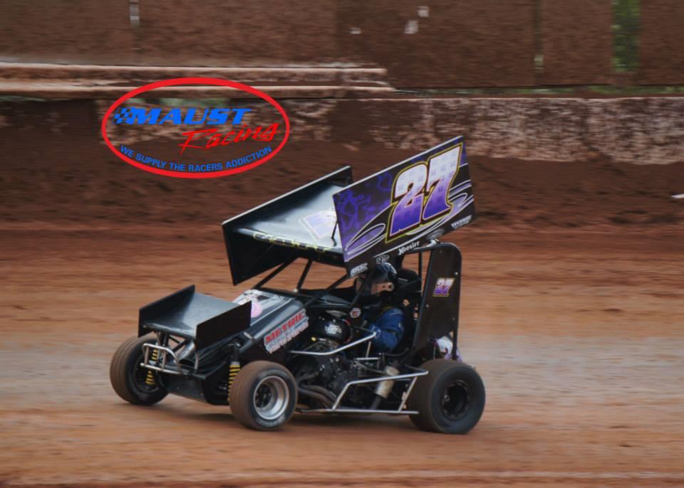 Hall Wins Three Heats and a Qualifier at Speedway Motors Tulsa Shootout