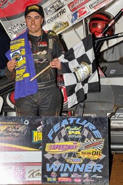 David Gravel took the win Saturday night after dueling with leader Stevie Smith
