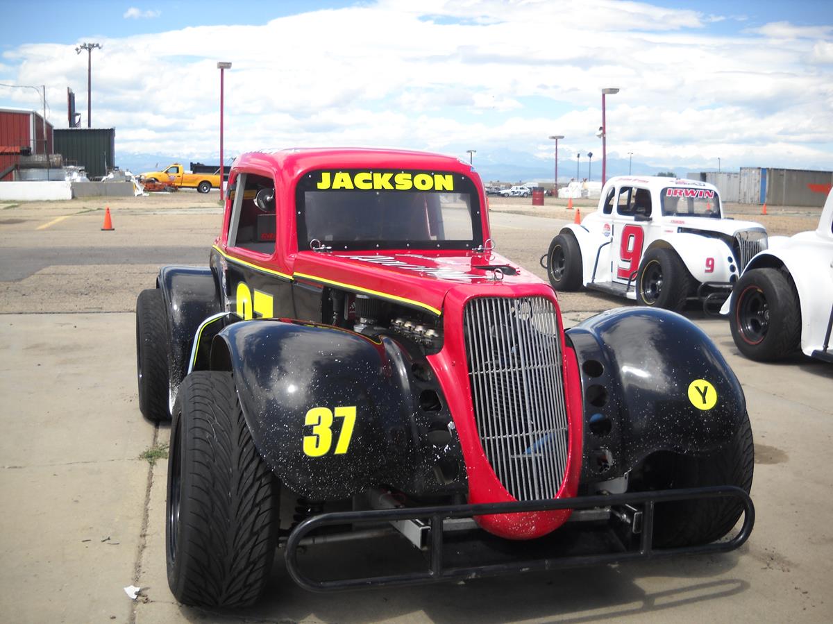 Jackson gets wrecked in the Nationals A Main event