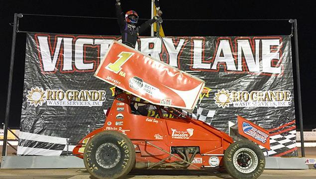 Caleb Saiz Successful in POWRi Vado 305 Wing Sprint Feature Victory