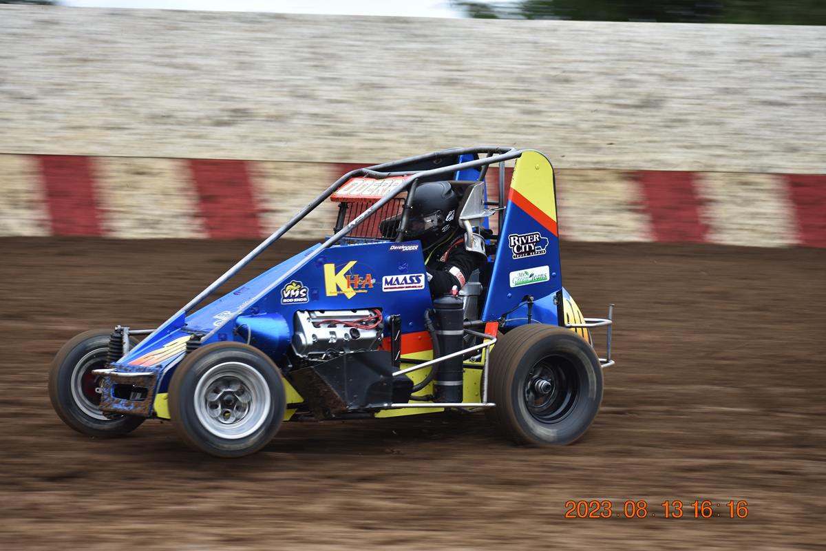 Meet AFS Badger Midget Driver Derek Doerr