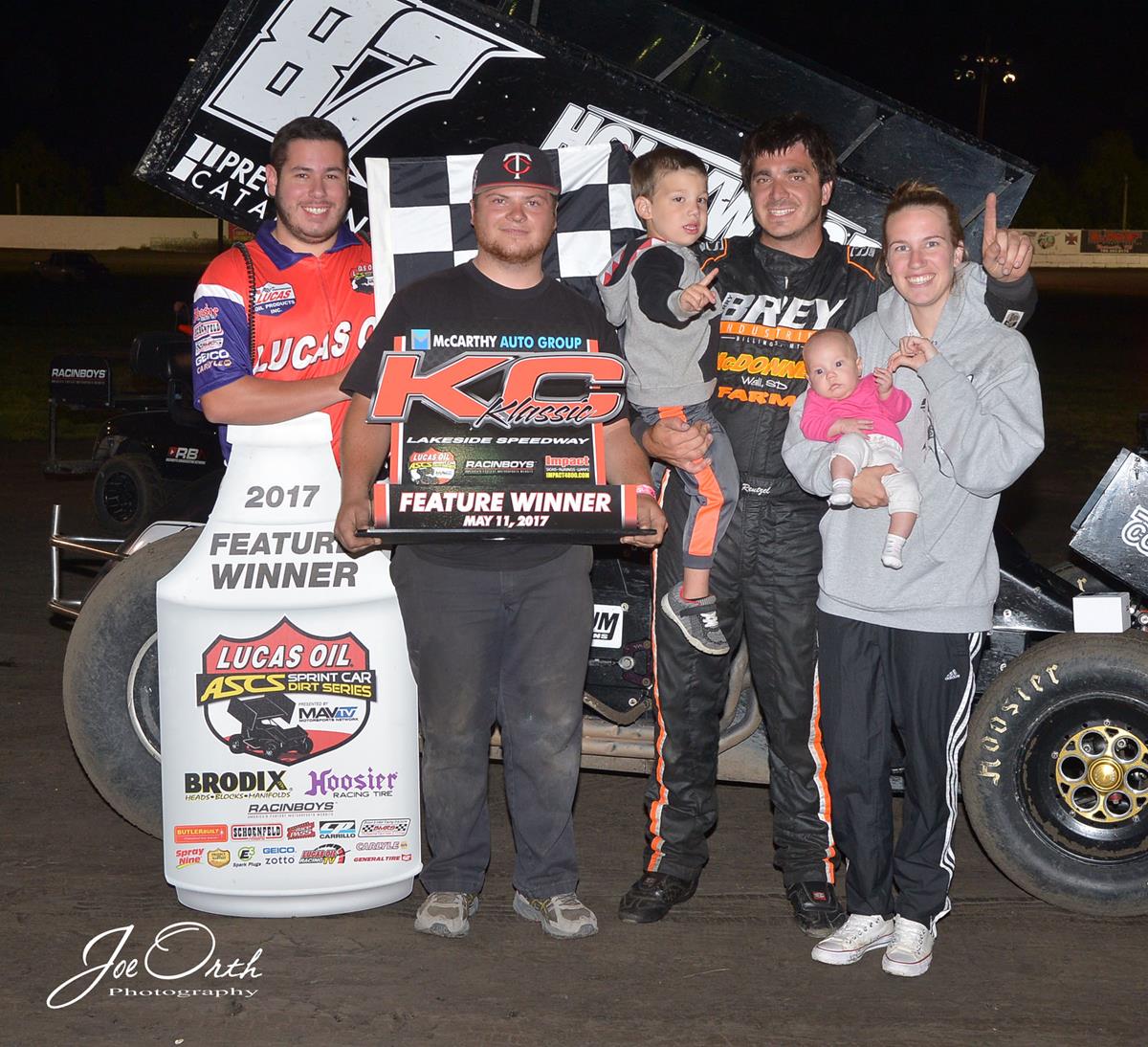 Aaron Reutzel Victorious In Lucas Oil ASCS KC Classic at Lakeside Speedway
