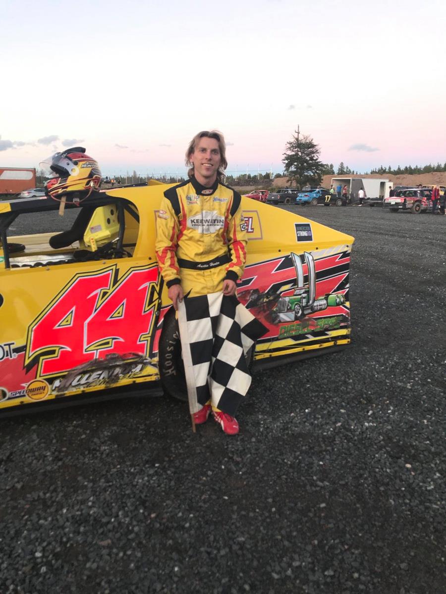 Hunter, Copp, Farr Take Feature Wins, Audette, Moncriefs, Copp Take Season Championships