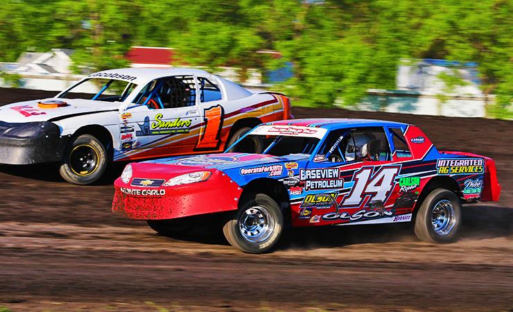 Aaron Olson Remains Undefeated at Norman County