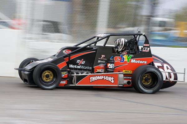 TONY HUNT LEADS USAC WESTERN CLASSIC SPRINTS TO STOCKTON
