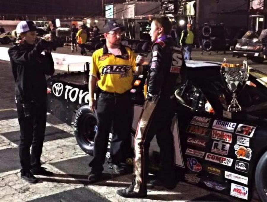 Bell Goes Back-to-Back in Orange Blossom 300