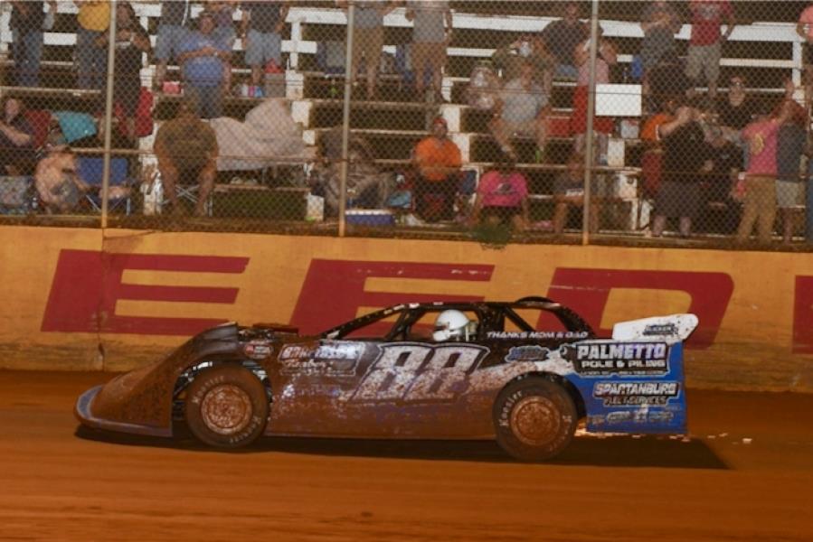 Ivey cuts down right-rear tire while leading at Harris Speedway