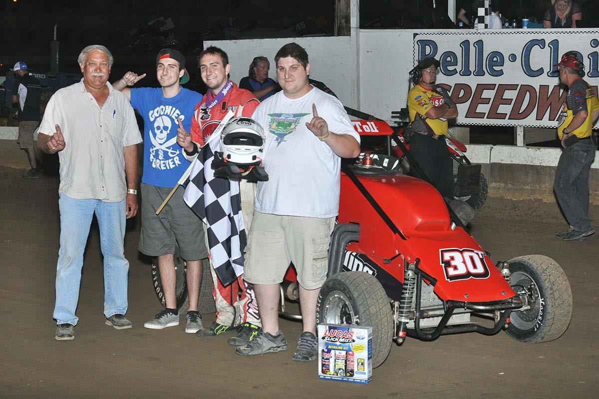 Tyler Vantoll Claims the Opening Night of Illinois SPEED Week