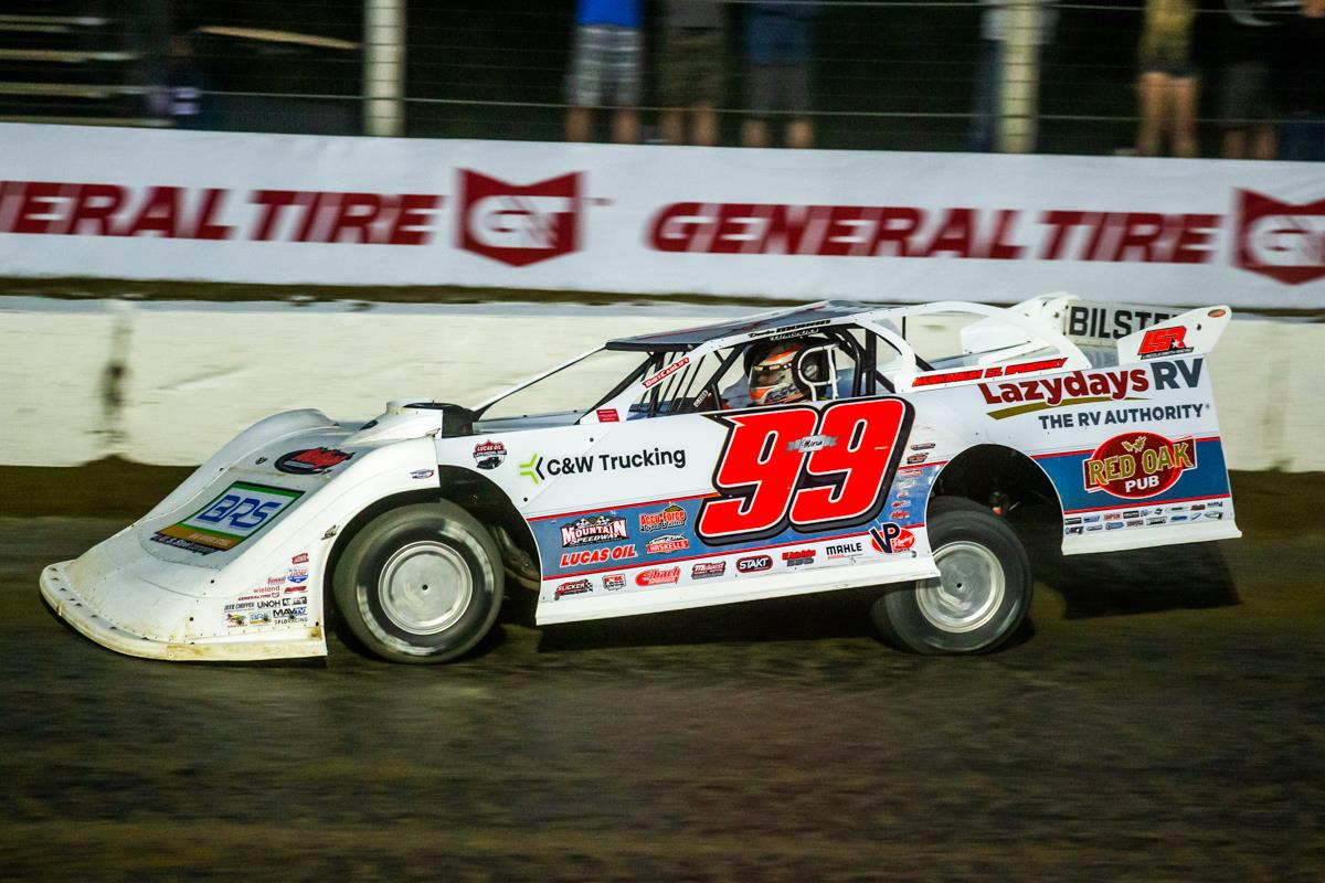 Moran Wins Wild Thursday Night Preliminary at Deer Creek