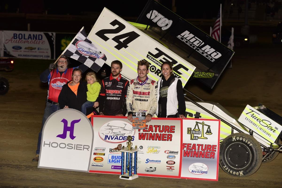 Williamson Captures Sprint Invaders Season Finale at Adams County Speedway