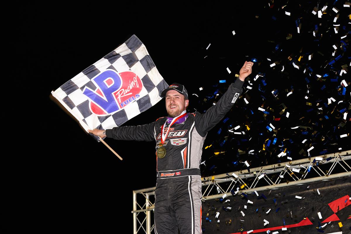Mat Williamson takes Super DIRTcar Series opener at Bridgeport