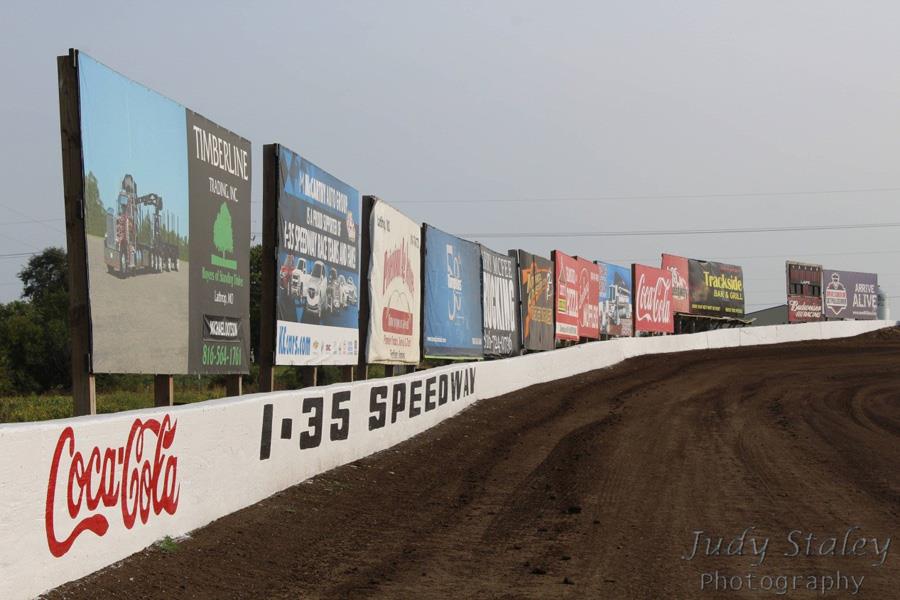 Too wet for practice at I-35 Speedway