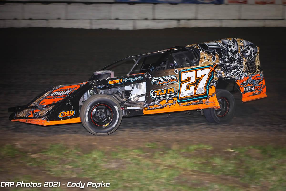 Fourth place finish in second round of Wild West Shootout at Arizona Speedway