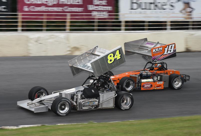 All-Star Lineup of Winged Supermodifieds Readying for Shea Concrete Oswego Winged Super Challenge presented by Billy Whittaker Cars & Trux and NBT Ban