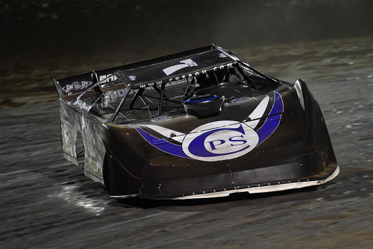 Landers Sweeps Silver Dollar Nationals Preliminaries