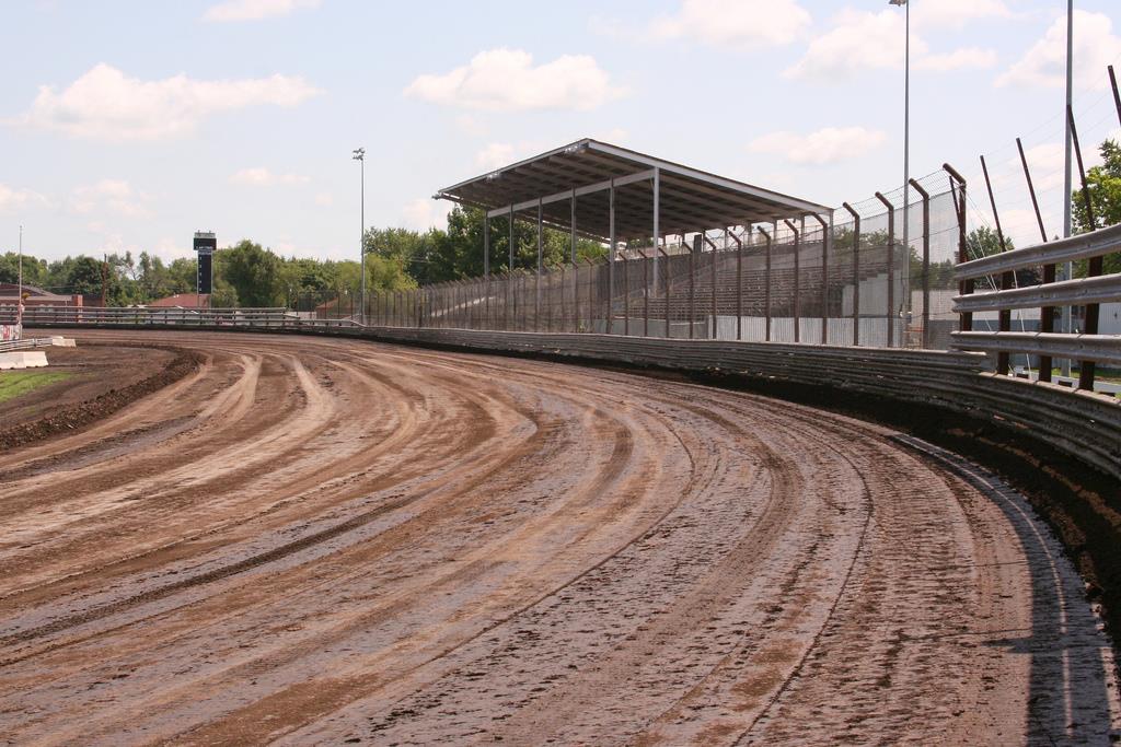 Front Row Challenge Goes ASCS
