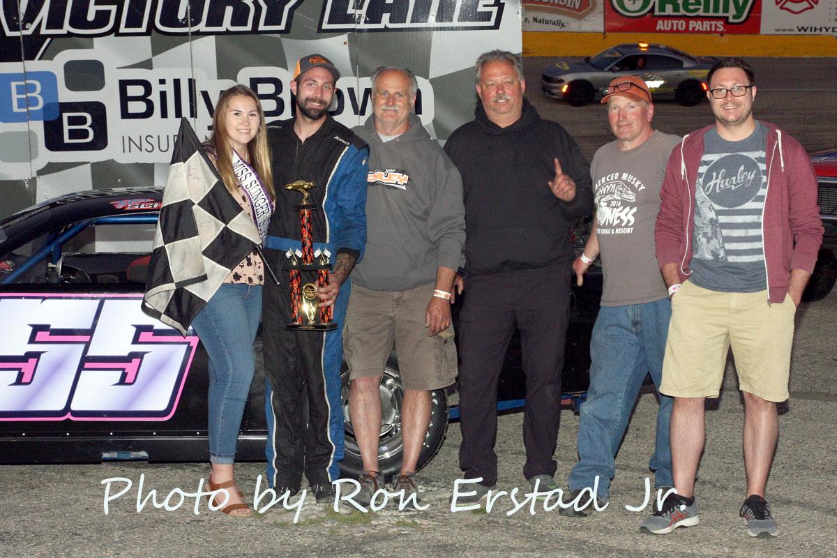 Schley tops the 50-Lap Slinger Late Model Feature on Vintage Night