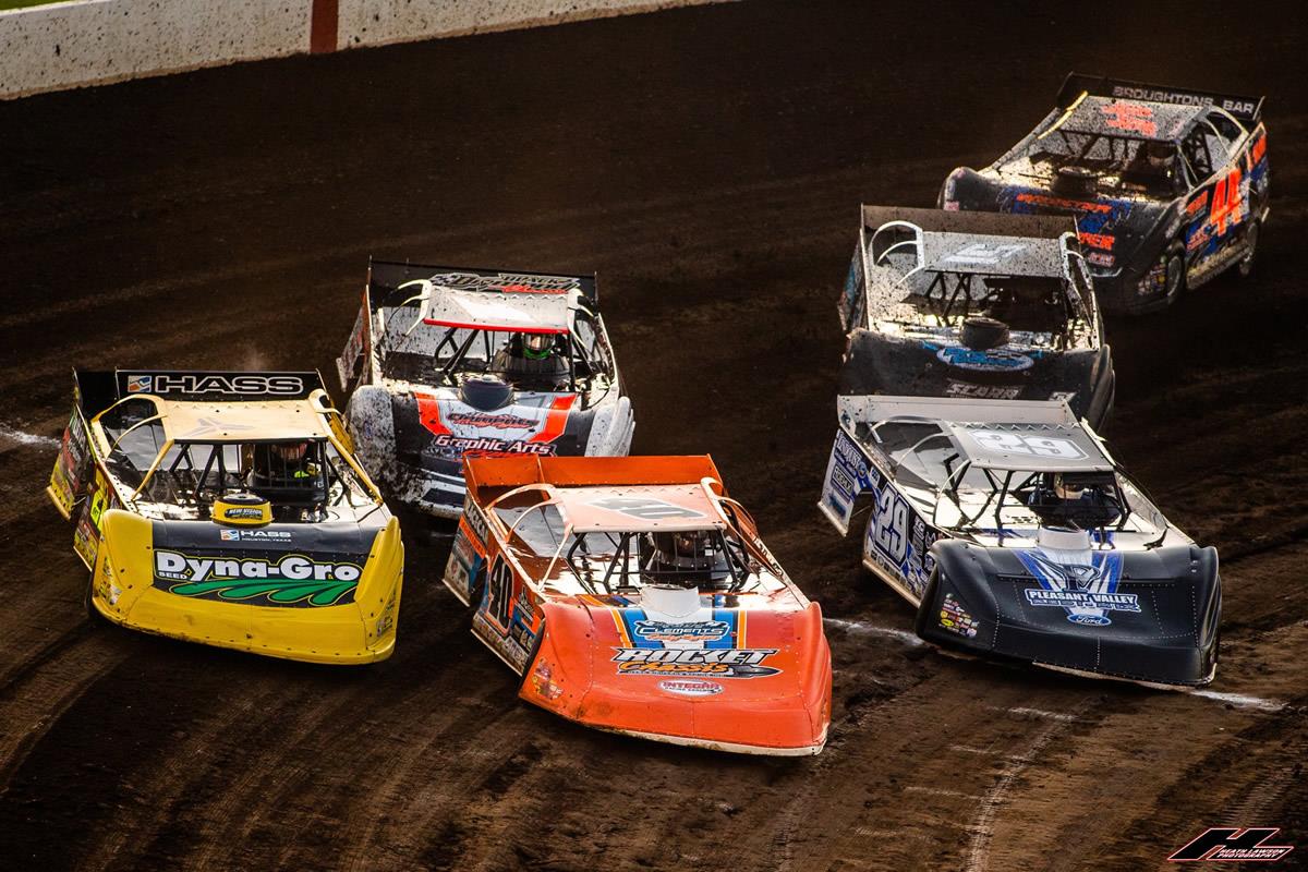 BMJ competes with LOLMDS at 300 Raceway
