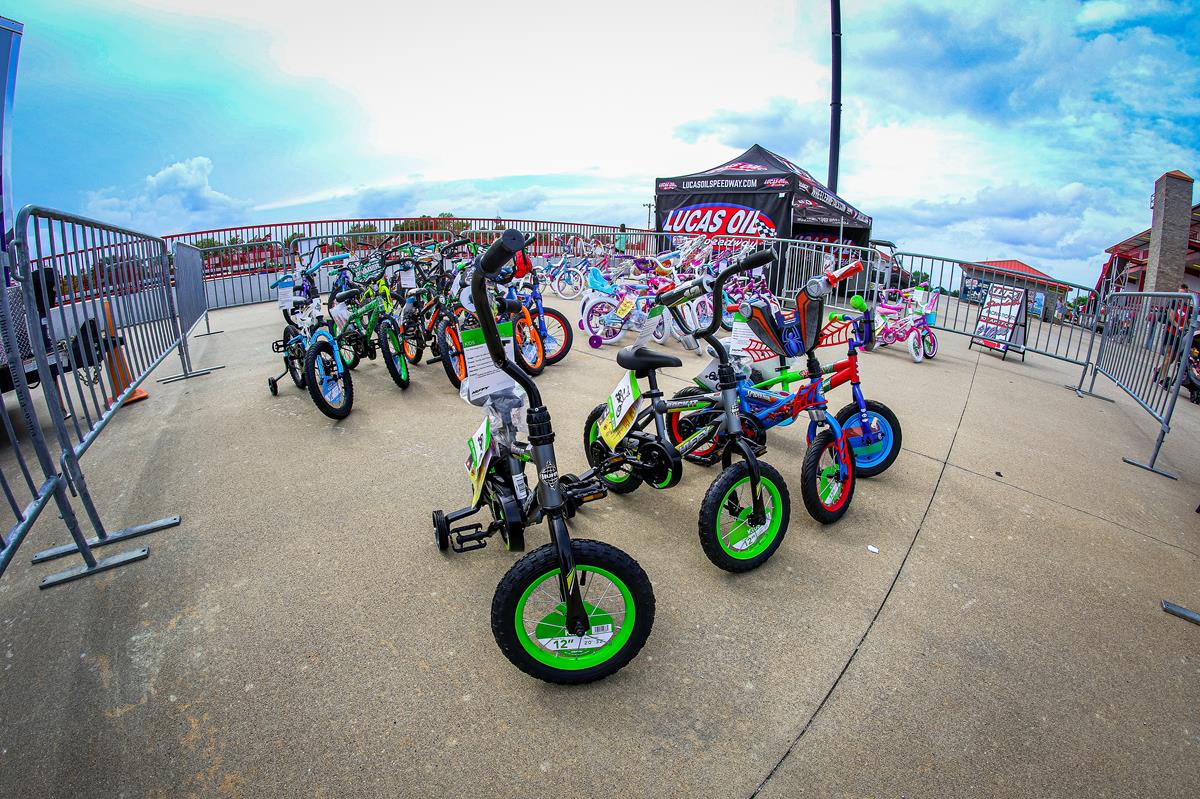 Lucas Oil Speedway seeks donations for annual Kids Bicycle Giveaway, part of Thursday Night Thunder on July 1