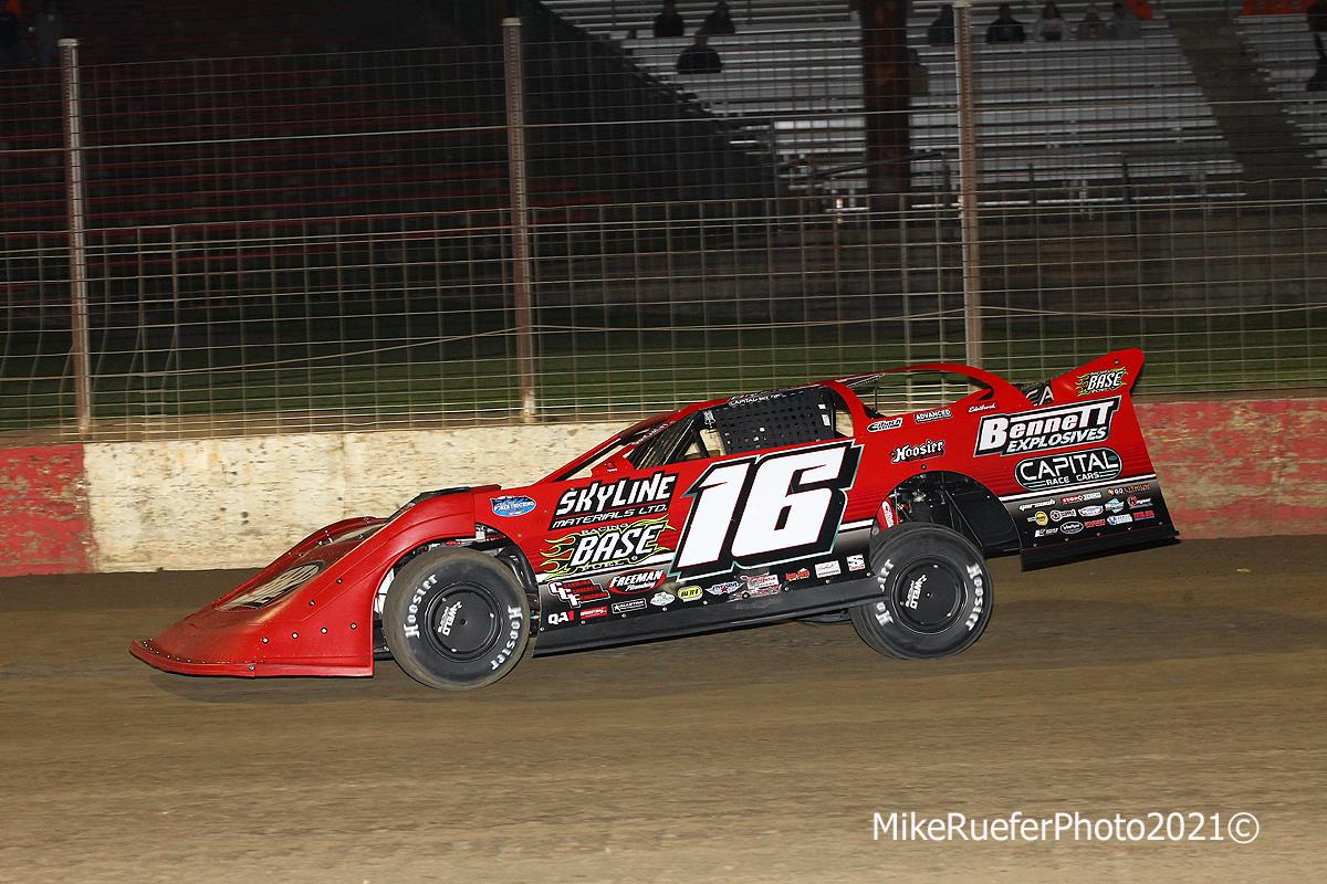Bruening returns to Victory Lane in Hoker East Series’ debut at Dubuque