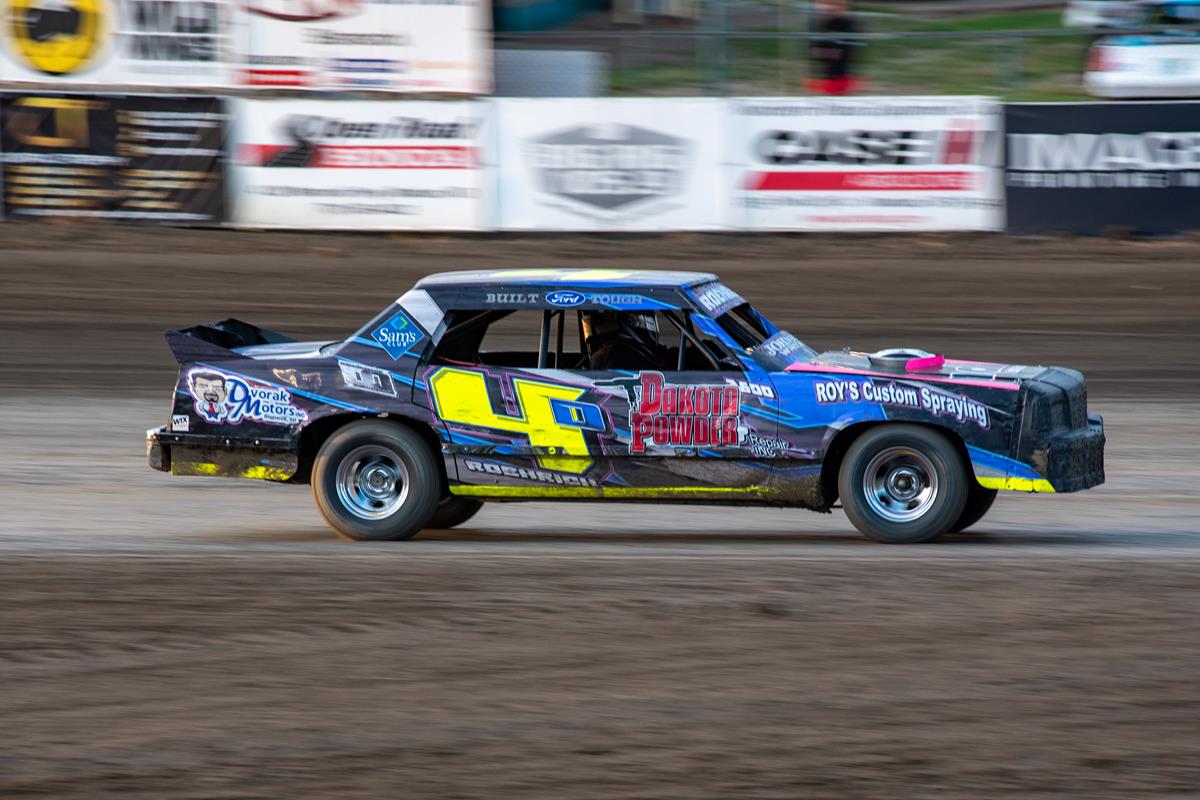 ROEHRICH WINS BY INCHES FOR OKTOBERFEST VICTORY